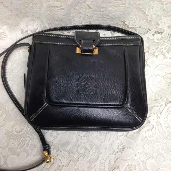(SOLD) Authentic Loewe, Spain Black Leather Shoulder-CB - Picture 7 of 15